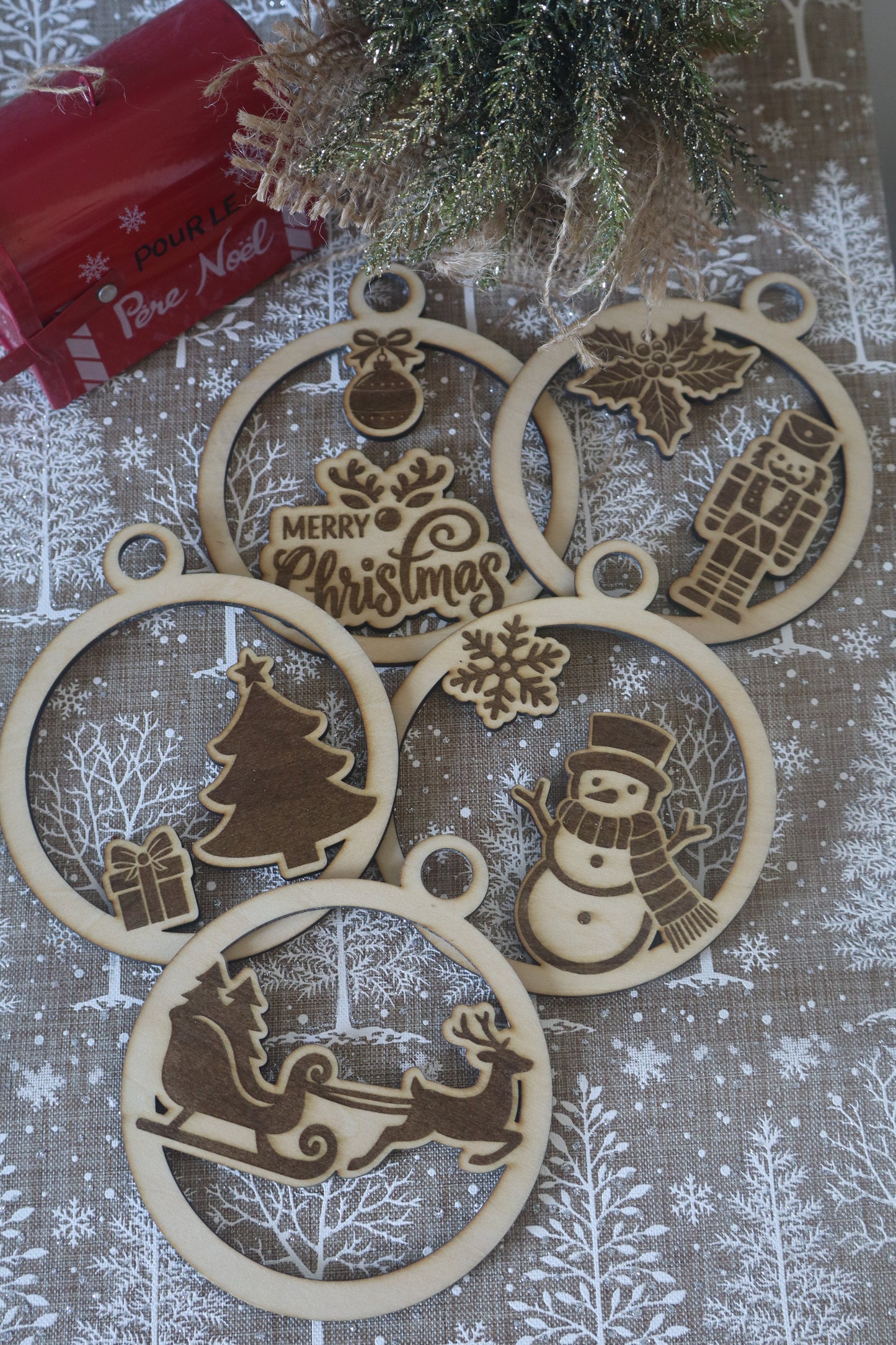 Boule de noël colorée